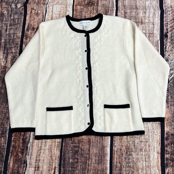 Croft & Barrow Cream & Black Floral Embroidery Detail Button Front Cardigan - SM - Picture 12 of 15